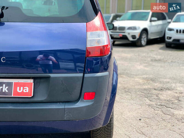 Синий Рено Сценик, объемом двигателя 1.6 л и пробегом 170 тыс. км за 4590 $, фото 10 на Automoto.ua