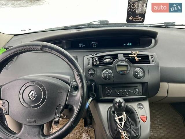 Синій Рено Сценік, об'ємом двигуна 1.5 л та пробігом 346 тис. км за 3999 $, фото 7 на Automoto.ua