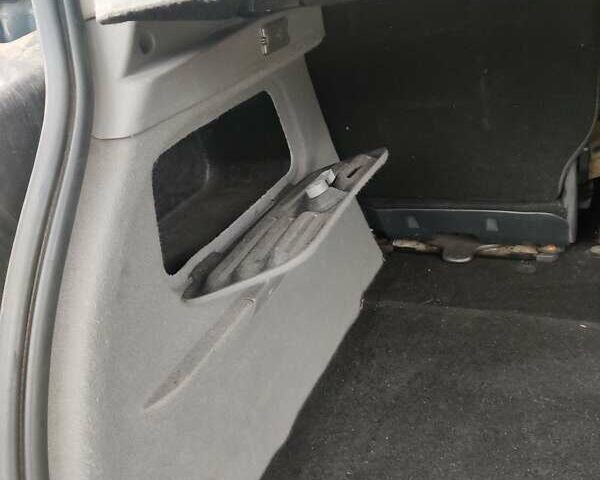 Синий Рено Сценик, объемом двигателя 1.6 л и пробегом 305 тыс. км за 4399 $, фото 23 на Automoto.ua