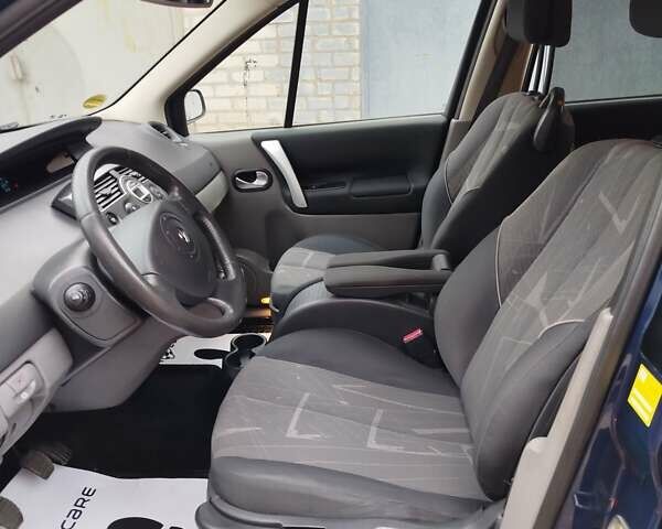 Синий Рено Сценик, объемом двигателя 1.6 л и пробегом 176 тыс. км за 5450 $, фото 75 на Automoto.ua