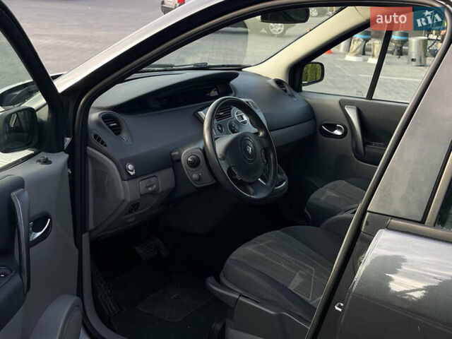 Синій Рено Сценік, об'ємом двигуна 1.6 л та пробігом 223 тис. км за 4450 $, фото 16 на Automoto.ua