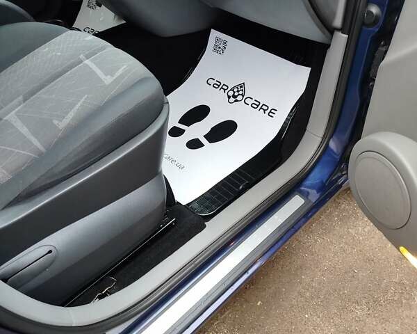 Синий Рено Сценик, объемом двигателя 1.6 л и пробегом 176 тыс. км за 5450 $, фото 98 на Automoto.ua