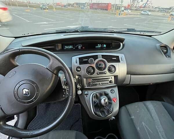 Синий Рено Сценик, объемом двигателя 2 л и пробегом 260 тыс. км за 4600 $, фото 18 на Automoto.ua