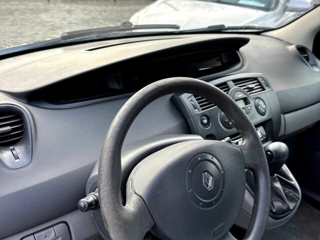 Синий Рено Сценик, объемом двигателя 1.6 л и пробегом 244 тыс. км за 4350 $, фото 5 на Automoto.ua