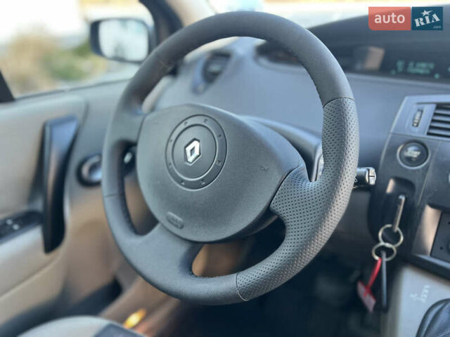 Синий Рено Сценик, объемом двигателя 1.6 л и пробегом 229 тыс. км за 5300 $, фото 26 на Automoto.ua