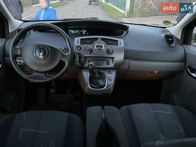 Синий Рено Сценик, объемом двигателя 1.6 л и пробегом 174 тыс. км за 4800 $, фото 26 на Automoto.ua