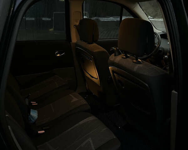 Синий Рено Сценик, объемом двигателя 1.46 л и пробегом 214 тыс. км за 4400 $, фото 12 на Automoto.ua