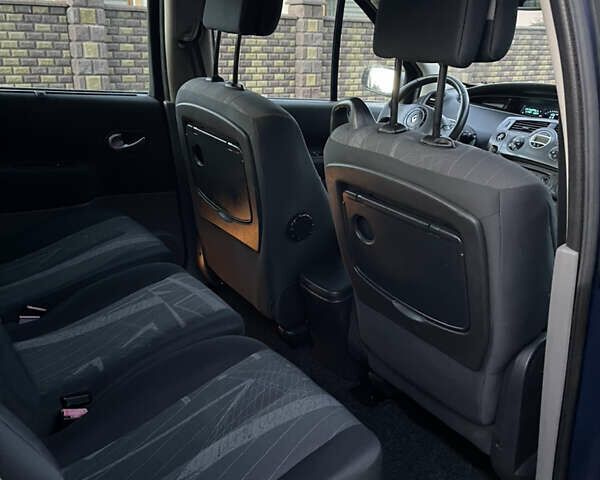 Синий Рено Сценик, объемом двигателя 1.6 л и пробегом 174 тыс. км за 4800 $, фото 21 на Automoto.ua