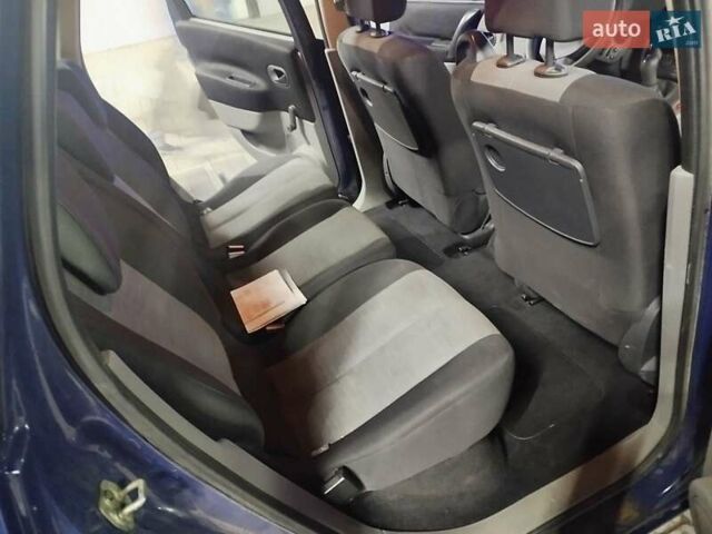 Синій Рено Сценік, об'ємом двигуна 1.4 л та пробігом 203 тис. км за 5000 $, фото 12 на Automoto.ua