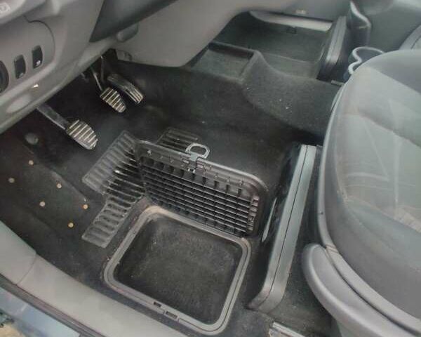 Синий Рено Сценик, объемом двигателя 1.6 л и пробегом 305 тыс. км за 4399 $, фото 6 на Automoto.ua