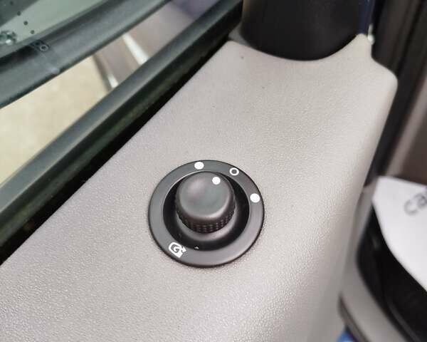 Синий Рено Сценик, объемом двигателя 1.6 л и пробегом 176 тыс. км за 5450 $, фото 71 на Automoto.ua