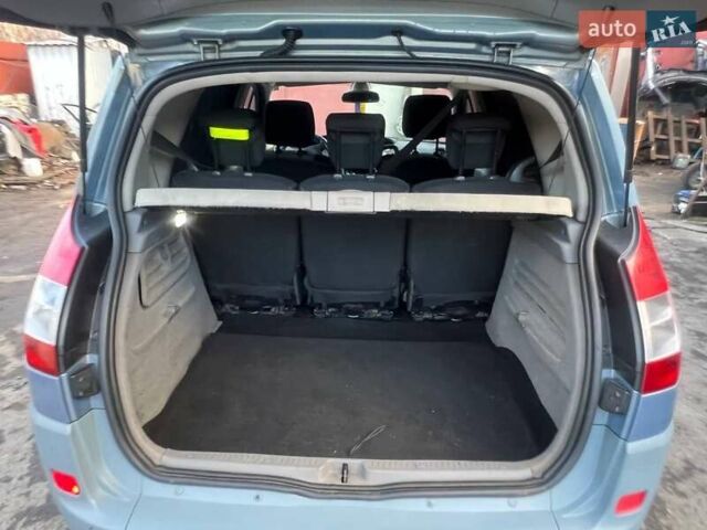 Синий Рено Сценик, объемом двигателя 1.6 л и пробегом 288 тыс. км за 4500 $, фото 10 на Automoto.ua