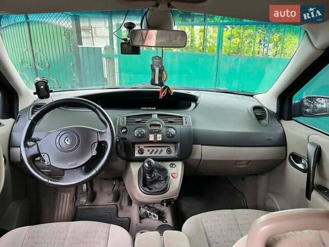 Синий Рено Сценик, объемом двигателя 1.9 л и пробегом 215 тыс. км за 8000 $, фото 7 на Automoto.ua