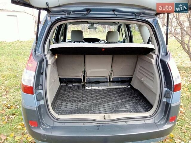 Синий Рено Сценик, объемом двигателя 1.6 л и пробегом 240 тыс. км за 4900 $, фото 23 на Automoto.ua