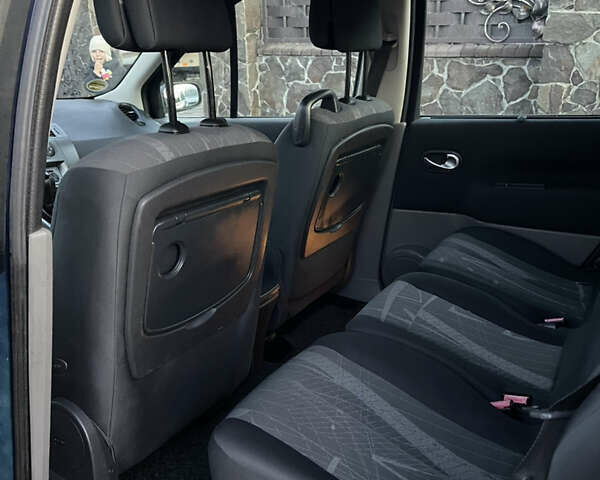 Синий Рено Сценик, объемом двигателя 1.6 л и пробегом 174 тыс. км за 4800 $, фото 20 на Automoto.ua