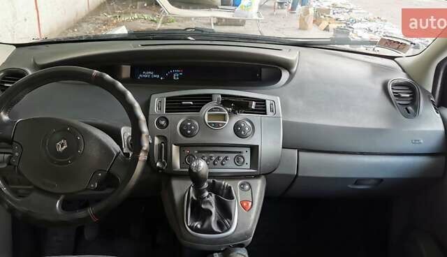 Синий Рено Сценик, объемом двигателя 1.9 л и пробегом 240 тыс. км за 4200 $, фото 6 на Automoto.ua