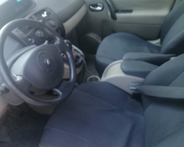 Синий Рено Сценик, объемом двигателя 1.5 л и пробегом 360 тыс. км за 4700 $, фото 2 на Automoto.ua