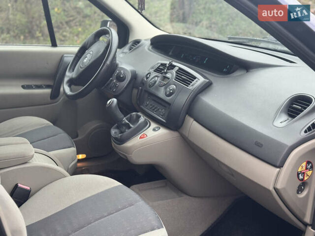 Синий Рено Сценик, объемом двигателя 1.6 л и пробегом 170 тыс. км за 4500 $, фото 14 на Automoto.ua