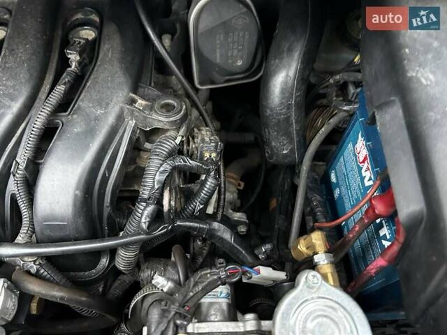 Синий Рено Сценик, объемом двигателя 1.6 л и пробегом 226 тыс. км за 4550 $, фото 19 на Automoto.ua