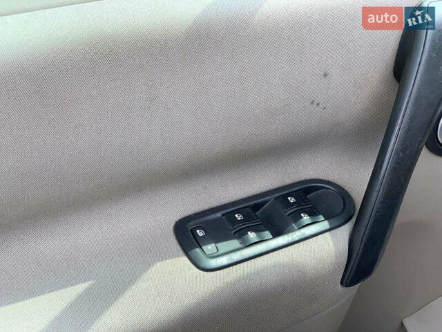 Синий Рено Сценик, объемом двигателя 1.6 л и пробегом 170 тыс. км за 4590 $, фото 18 на Automoto.ua