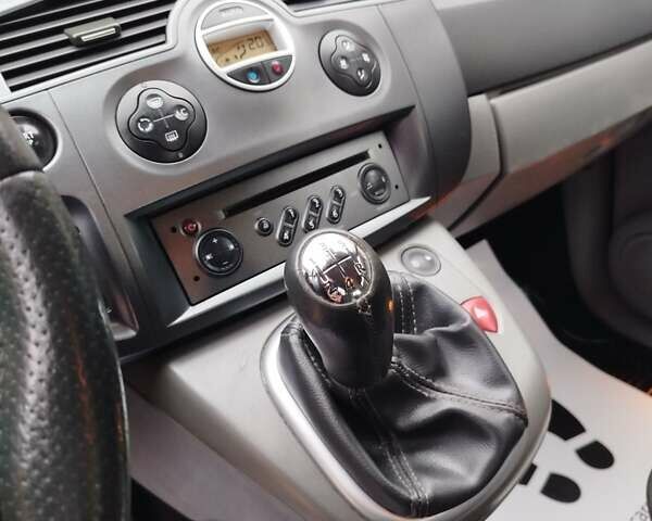 Синий Рено Сценик, объемом двигателя 1.6 л и пробегом 176 тыс. км за 5450 $, фото 81 на Automoto.ua