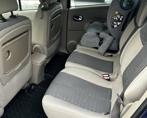 Синий Рено Сценик, объемом двигателя 1.6 л и пробегом 202 тыс. км за 5000 $, фото 6 на Automoto.ua