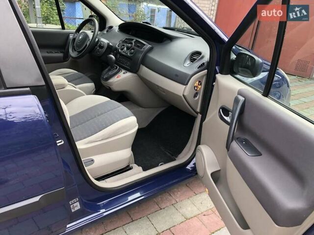 Синій Рено Сценік, об'ємом двигуна 1.6 л та пробігом 135 тис. км за 5290 $, фото 23 на Automoto.ua
