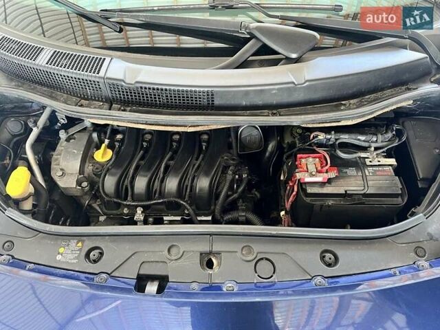 Синій Рено Сценік, об'ємом двигуна 1.6 л та пробігом 190 тис. км за 5300 $, фото 5 на Automoto.ua