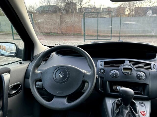 Синий Рено Сценик, объемом двигателя 1.6 л и пробегом 244 тыс. км за 4350 $, фото 4 на Automoto.ua