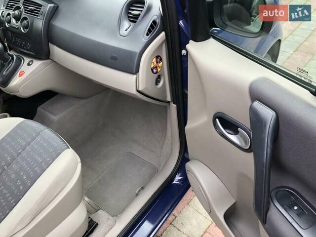 Синій Рено Сценік, об'ємом двигуна 1.6 л та пробігом 135 тис. км за 5290 $, фото 28 на Automoto.ua