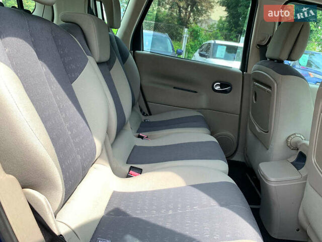 Синий Рено Сценик, объемом двигателя 1.6 л и пробегом 170 тыс. км за 4590 $, фото 24 на Automoto.ua