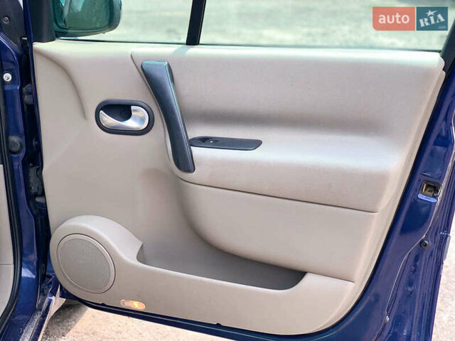 Синий Рено Сценик, объемом двигателя 1.6 л и пробегом 170 тыс. км за 4590 $, фото 21 на Automoto.ua