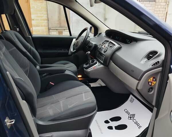 Синий Рено Сценик, объемом двигателя 1.6 л и пробегом 176 тыс. км за 5450 $, фото 97 на Automoto.ua