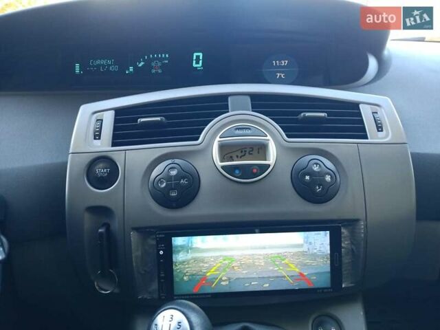 Рено Сценик 2006 в Николаеве на Automoto.ua Синий Рено Сценик, объемом двигателя 1.6 л и пробегом 276 тыс. км за 4800 $, фото 27 на Automoto.ua