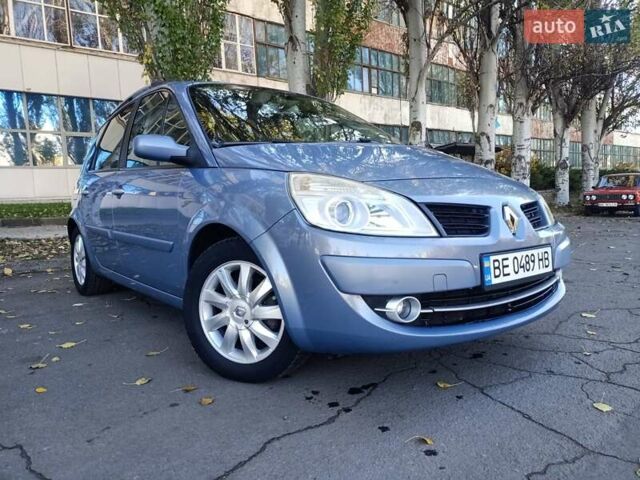 Рено Сценик 2006 в Николаеве на Automoto.ua Синий Рено Сценик, объемом двигателя 1.6 л и пробегом 276 тыс. км за 4800 $, фото 1 на Automoto.ua
