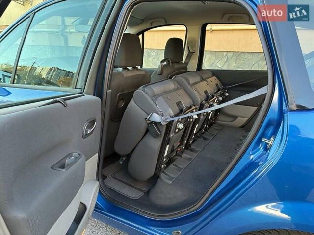 Рено Сценик 2006 в Луцке на Automoto.ua Синий Рено Сценик, объемом двигателя 1.6 л и пробегом 125 тыс. км за 5550 $, фото 17 на Automoto.ua