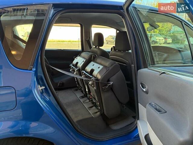 Рено Сценик 2006 в Луцке на Automoto.ua Синий Рено Сценик, объемом двигателя 1.6 л и пробегом 125 тыс. км за 5550 $, фото 23 на Automoto.ua