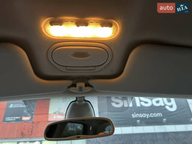 Синий Рено Сценик, объемом двигателя 2 л и пробегом 197 тыс. км за 5100 $, фото 31 на Automoto.ua