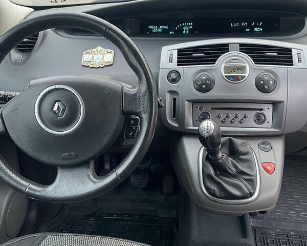 Синій Рено Сценік, об'ємом двигуна 1.6 л та пробігом 171 тис. км за 5450 $, фото 7 на Automoto.ua