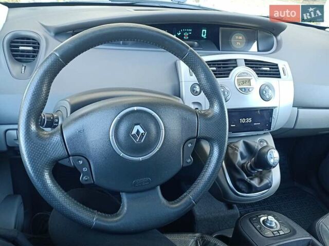 Рено Сценик 2006 в Николаеве на Automoto.ua Синий Рено Сценик, объемом двигателя 1.6 л и пробегом 276 тыс. км за 4800 $, фото 26 на Automoto.ua