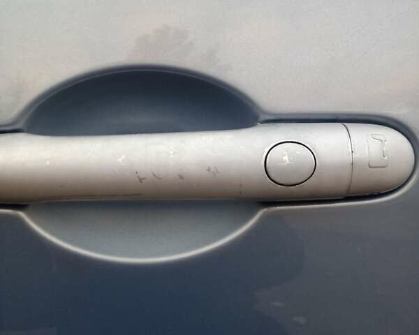 Рено Сценик 2006 в Николаеве на Automoto.ua Синий Рено Сценик, объемом двигателя 1.6 л и пробегом 276 тыс. км за 4800 $, фото 37 на Automoto.ua