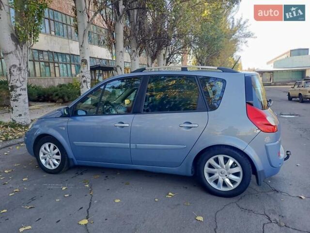 Рено Сценик 2006 в Николаеве на Automoto.ua Синий Рено Сценик, объемом двигателя 1.6 л и пробегом 276 тыс. км за 4800 $, фото 8 на Automoto.ua