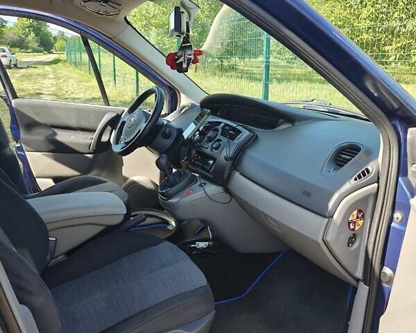 Синій Рено Сценік, об'ємом двигуна 1.5 л та пробігом 205 тис. км за 5100 $, фото 12 на Automoto.ua