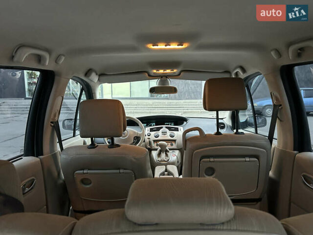 Синий Рено Сценик, объемом двигателя 2 л и пробегом 197 тыс. км за 5100 $, фото 11 на Automoto.ua