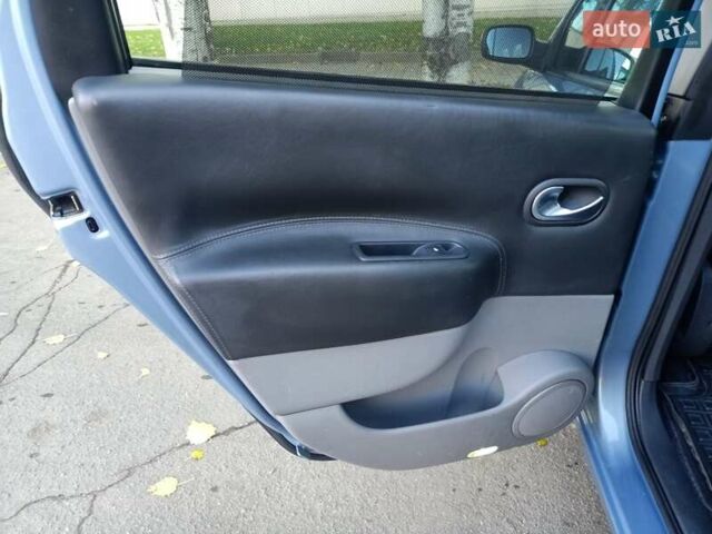 Рено Сценик 2006 в Николаеве на Automoto.ua Синий Рено Сценик, объемом двигателя 1.6 л и пробегом 276 тыс. км за 4800 $, фото 21 на Automoto.ua