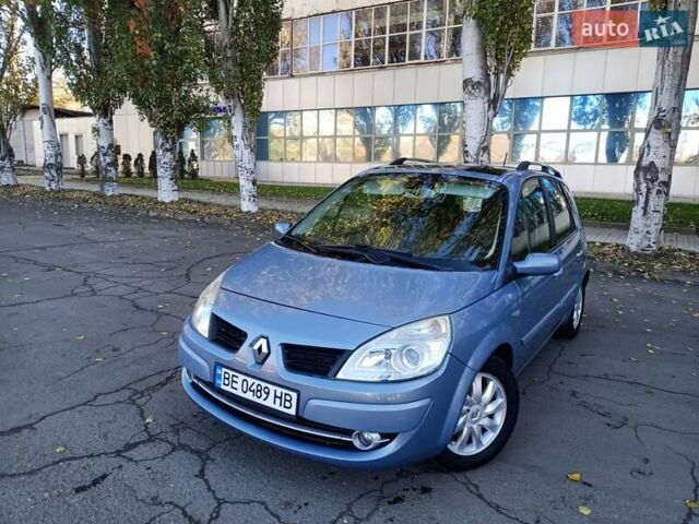 Рено Сценик 2006 в Николаеве на Automoto.ua Синий Рено Сценик, объемом двигателя 1.6 л и пробегом 276 тыс. км за 4800 $, фото 4 на Automoto.ua