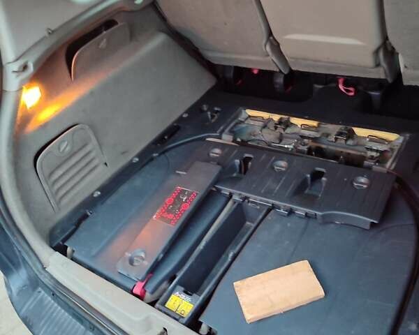 Синій Рено Сценік, об'ємом двигуна 1.46 л та пробігом 388 тис. км за 4900 $, фото 26 на Automoto.ua