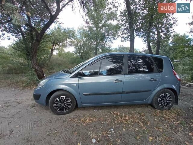 Синий Рено Сценик, объемом двигателя 1.6 л и пробегом 241 тыс. км за 5500 $, фото 11 на Automoto.ua