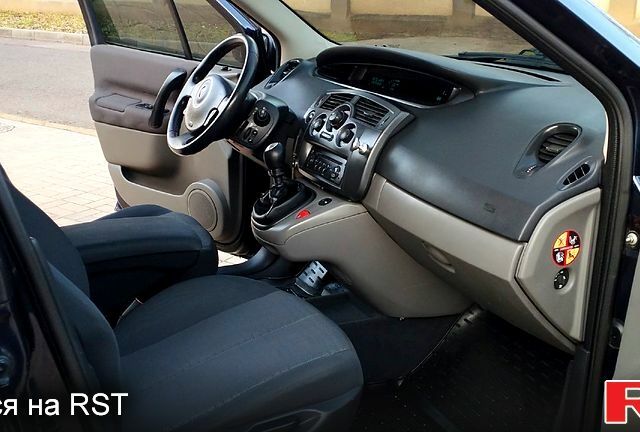 Синий Рено Сценик, объемом двигателя 1.9 л и пробегом 203 тыс. км за 5500 $, фото 7 на Automoto.ua