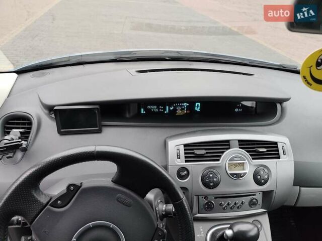 Синій Рено Сценік, об'ємом двигуна 2 л та пробігом 193 тис. км за 6100 $, фото 23 на Automoto.ua